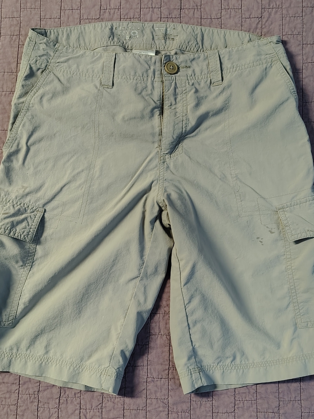 Mountain Hardwear Mens 30 Grey Nylon Hiking Cargo Shorts Lightweight
